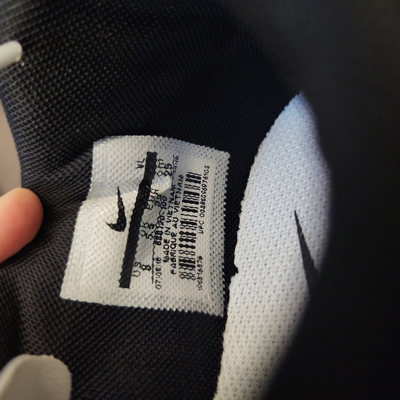 Nike White Football Shoes For Women - Picture 2 of 4